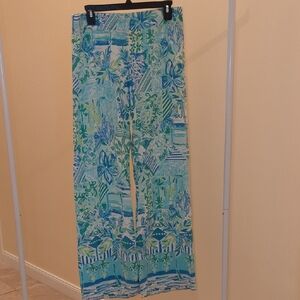 Lilly Pulitzer Light and Airy Palazzo Pants.  Size Lg.